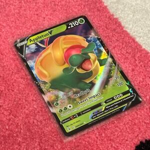 Appletun V #26 – Pokémon Fusion Strike [Full Art]